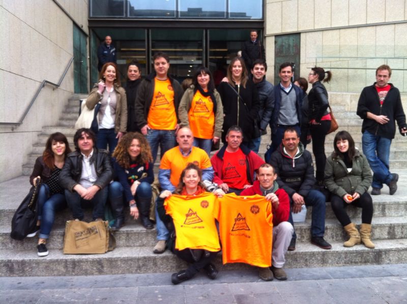 Kontratua urratzeagatik Kutxaren aurkako salaketa, epaiaren zain